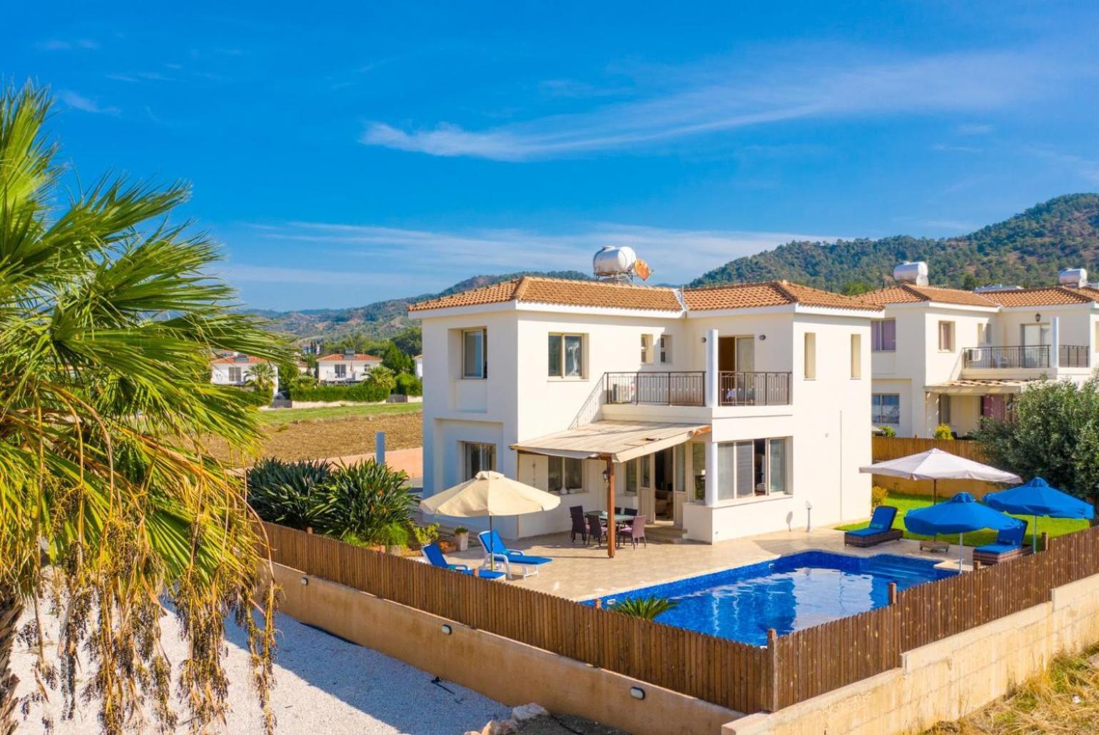 Villa Seashore One Paphos Exterior photo