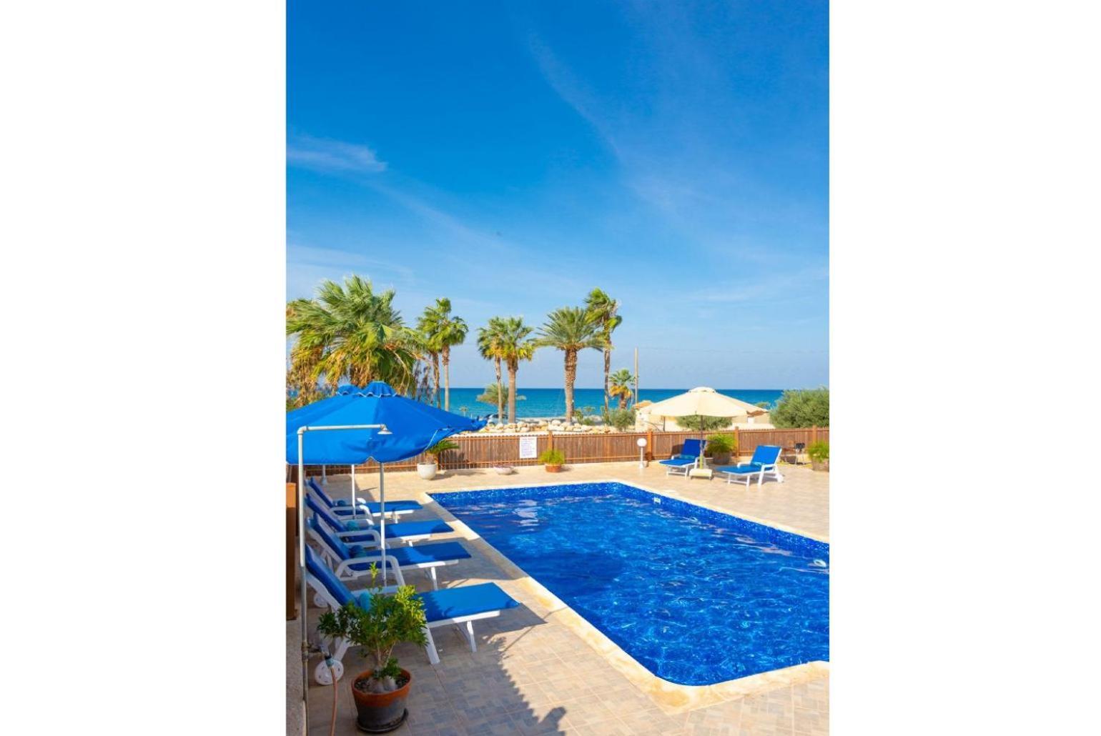 Villa Seashore One Paphos Exterior photo